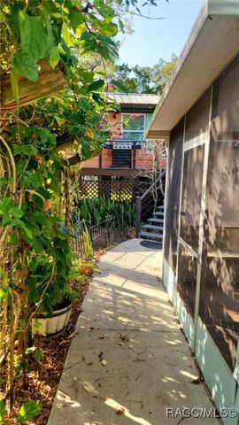 13465 W Hillbilly Lane, Crystal River, FL 34429