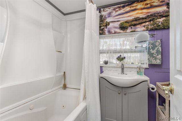 13465 W Hillbilly Lane, Crystal River, FL 34429