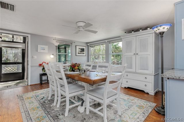 13465 W Hillbilly Lane, Crystal River, FL 34429