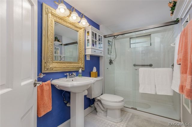 13465 W Hillbilly Lane, Crystal River, FL 34429