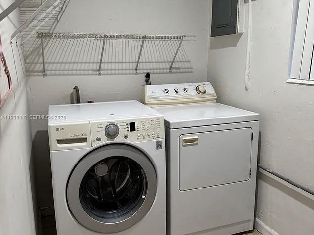 16401 SW 100th Ct, Miami, FL 33157