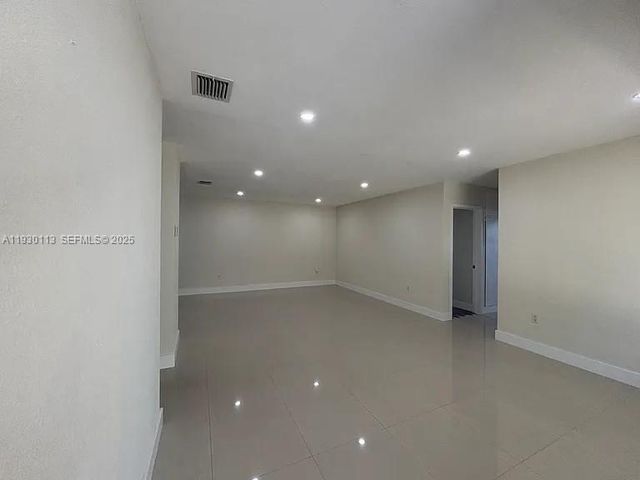 16401 SW 100th Ct, Miami, FL 33157