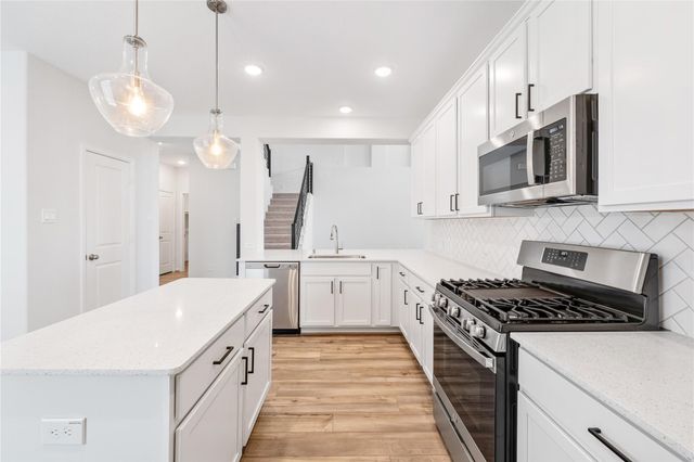 208 Cambria Green Lane, Katy, TX 77493