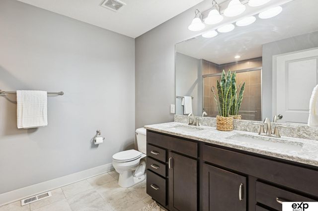 8010 S 184 Terrace, Omaha, NE 68136