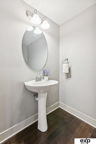 8010 S 184 Terrace, Omaha, NE 68136