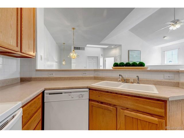 1237 Carlyle Park Cir, Highlands Ranch, CO 80129