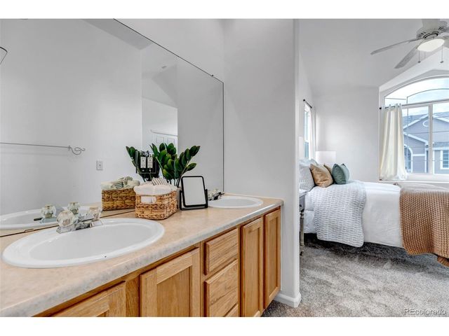 1237 Carlyle Park Cir, Highlands Ranch, CO 80129