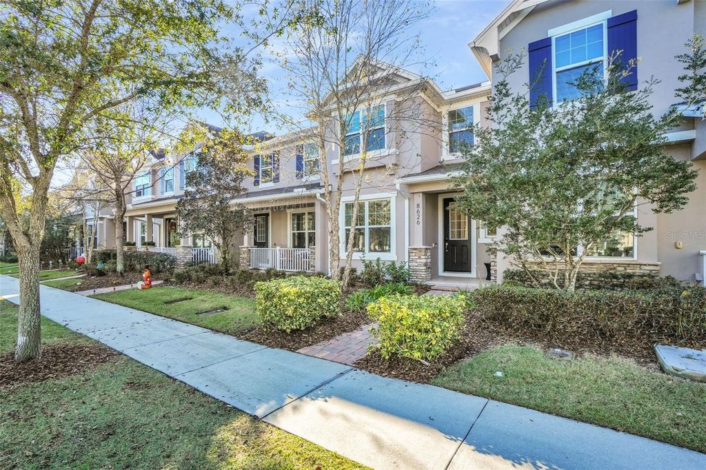 Image 2 of property listing at 8626 VEDDER LANE, Orlando, FL 32832