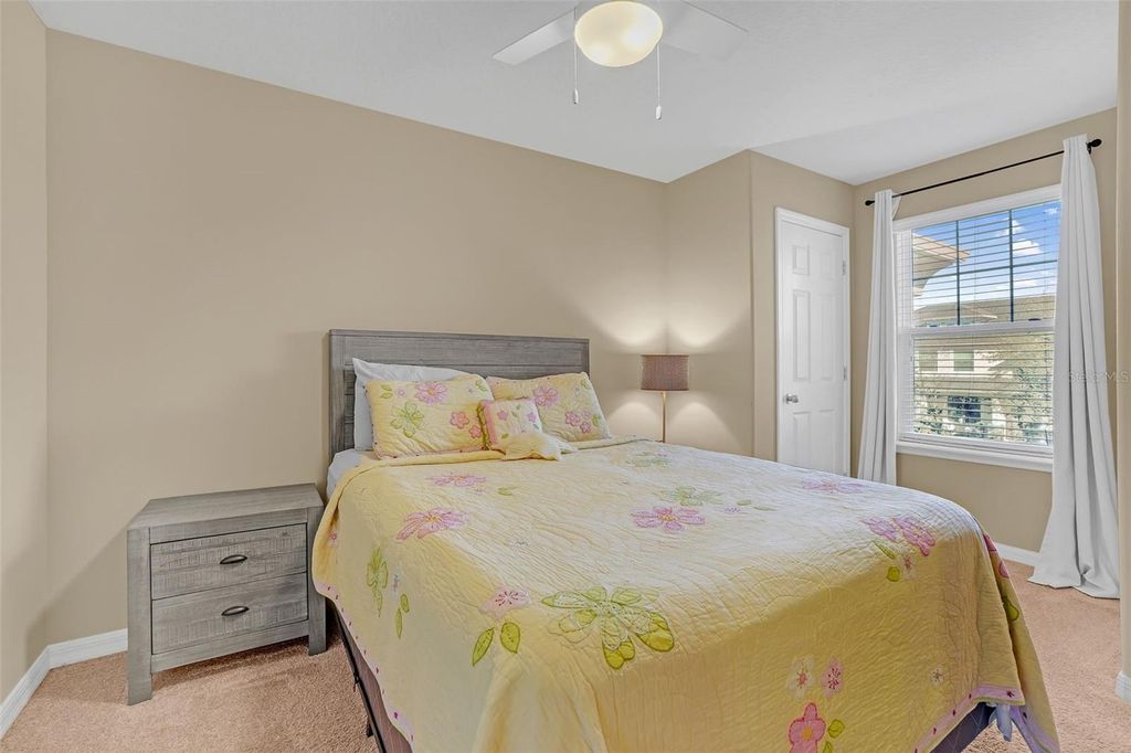 Image 23 of property listing at 8626 VEDDER LANE, Orlando, FL 32832