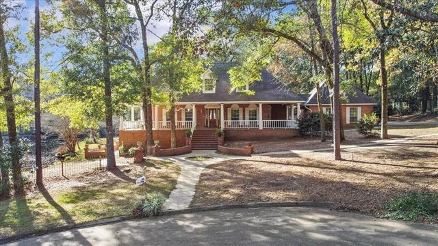 408 Shakespeare Dr., Dothan, AL 36303