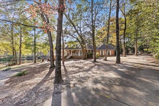 408 Shakespeare Dr., Dothan, AL 36303