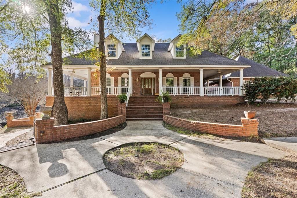 408 Shakespeare Dr., Dothan, AL 36303