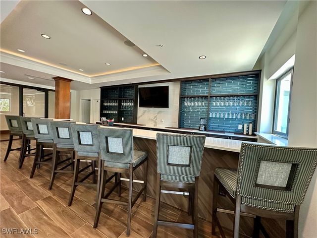 6075 Pelican Bay BLVD 1101, Naples, FL 34108