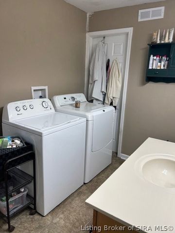 835 Capitol Boulevard, Corydon, IN 47112