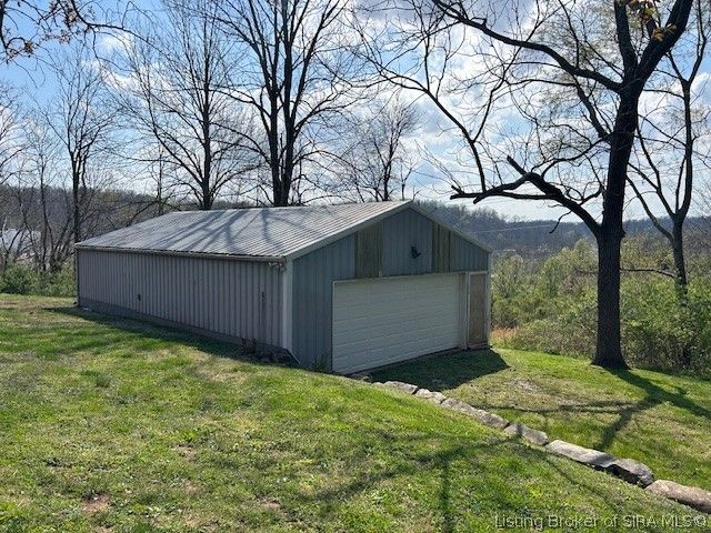 835 Capitol Boulevard, Corydon, IN 47112