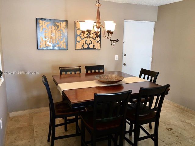 3642 NE 171st St 308, North Miami Beach, FL 33160