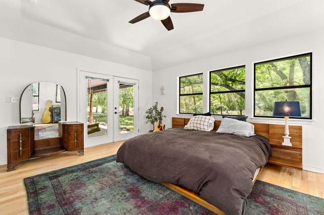 800 Spur 191, Spicewood, TX 78669