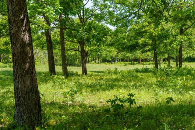 800 Spur 191, Spicewood, TX 78669