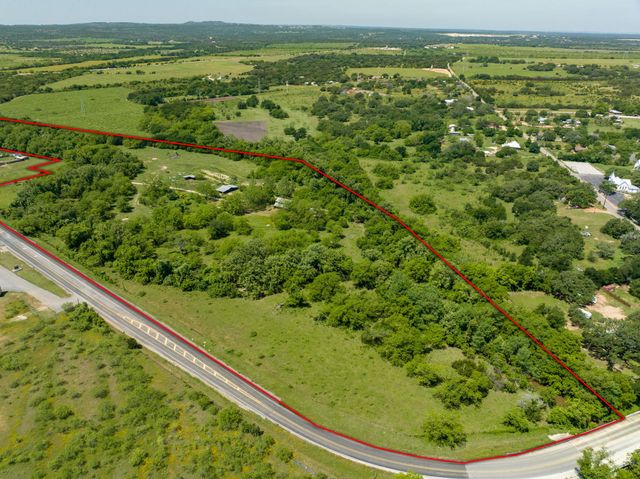 800 Spur 191, Spicewood, TX 78669