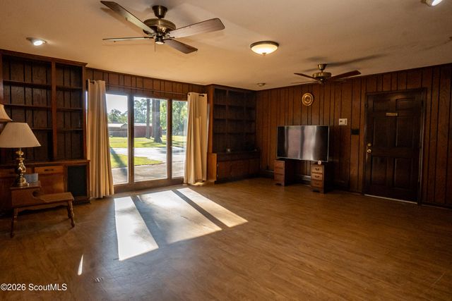 904 Golfview Drive, Waycross, GA 31501
