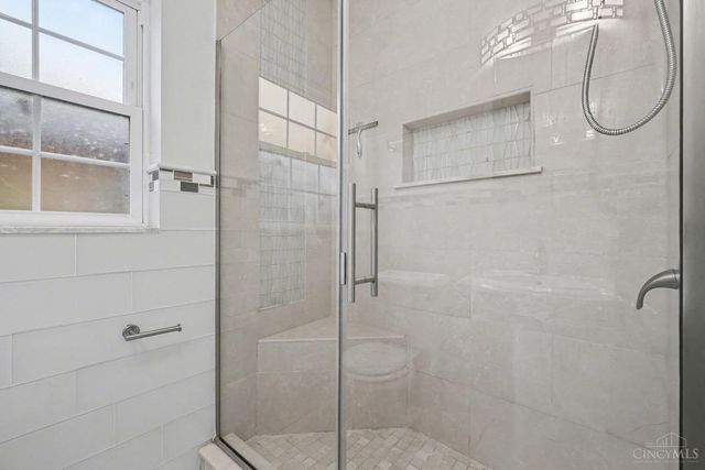 3319 De Forest Drive, Cincinnati, OH 45209