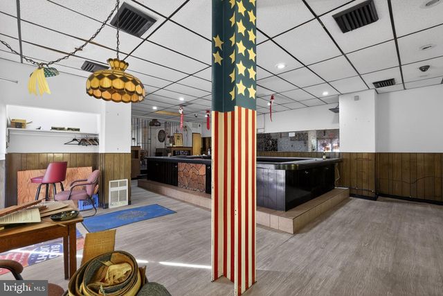 6600 RIDGE AVE, Philadelphia, PA 19128