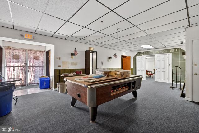 6600 RIDGE AVE, Philadelphia, PA 19128