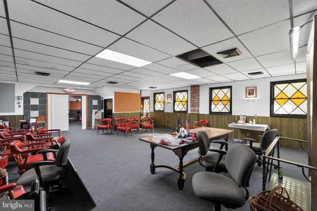 6600 RIDGE AVE, Philadelphia, PA 19128