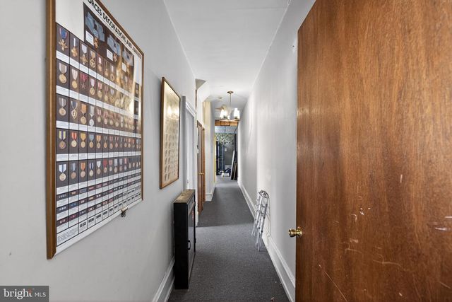 6600 RIDGE AVE, Philadelphia, PA 19128