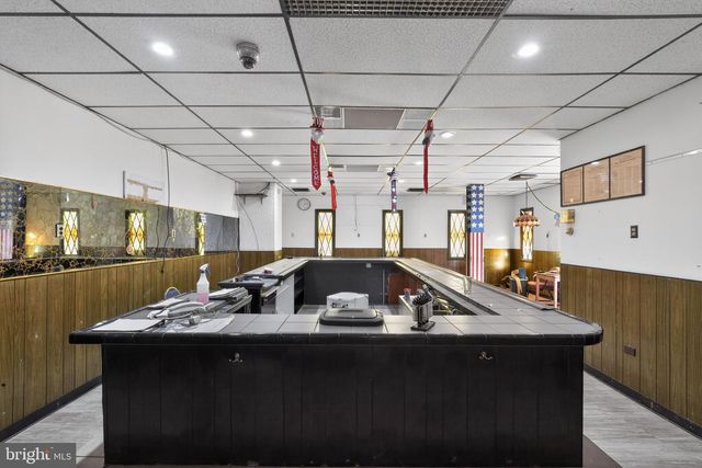 6600 RIDGE AVE, Philadelphia, PA 19128