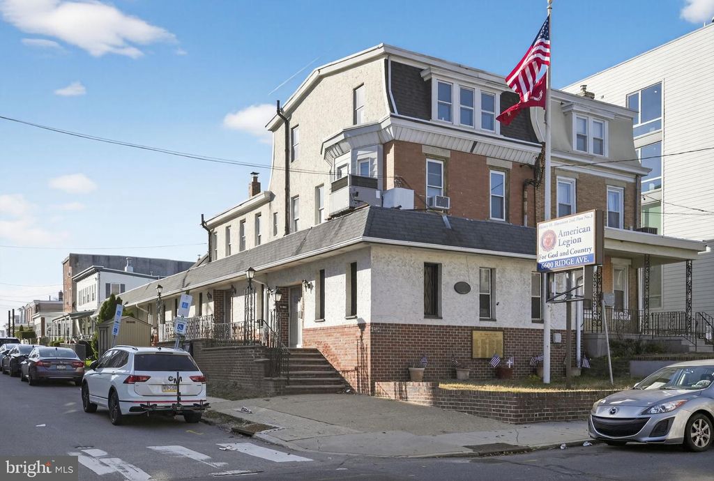 6600 RIDGE AVE, Philadelphia, PA 19128