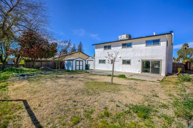 5875 Casa Grande Ave, Rocklin, CA 95677