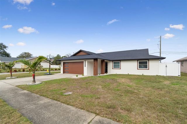 7853 SUNDOWN DRIVE, St Petersburg, FL 33709