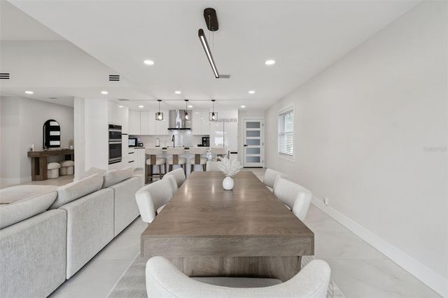 7853 SUNDOWN DRIVE, St Petersburg, FL 33709