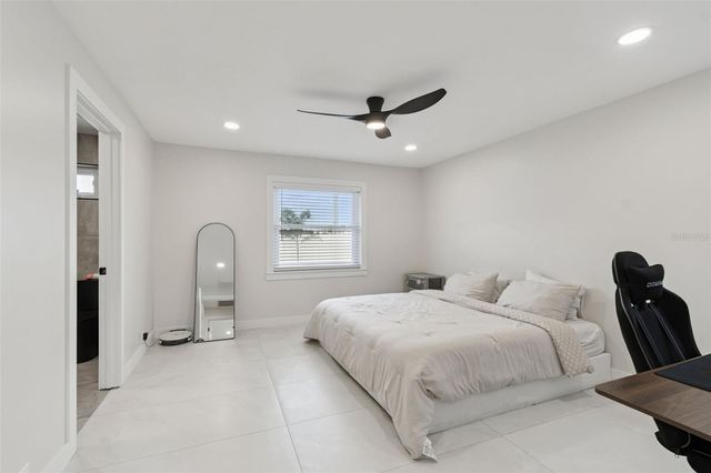 7853 SUNDOWN DRIVE, St Petersburg, FL 33709