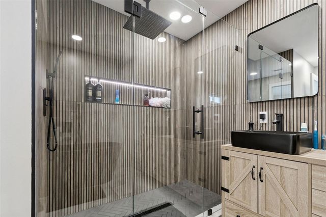 7853 SUNDOWN DRIVE, St Petersburg, FL 33709