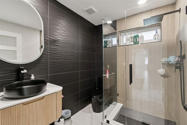 7853 SUNDOWN DRIVE, St Petersburg, FL 33709