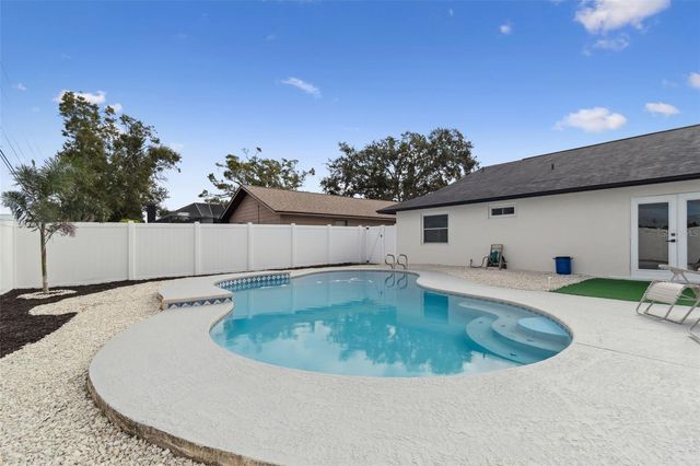 7853 SUNDOWN DRIVE, St Petersburg, FL 33709