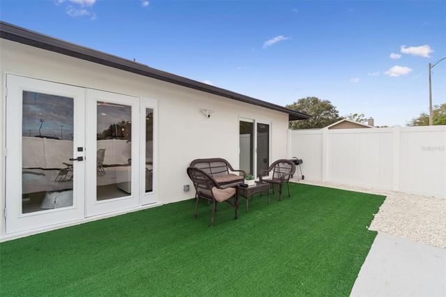 7853 SUNDOWN DRIVE, St Petersburg, FL 33709