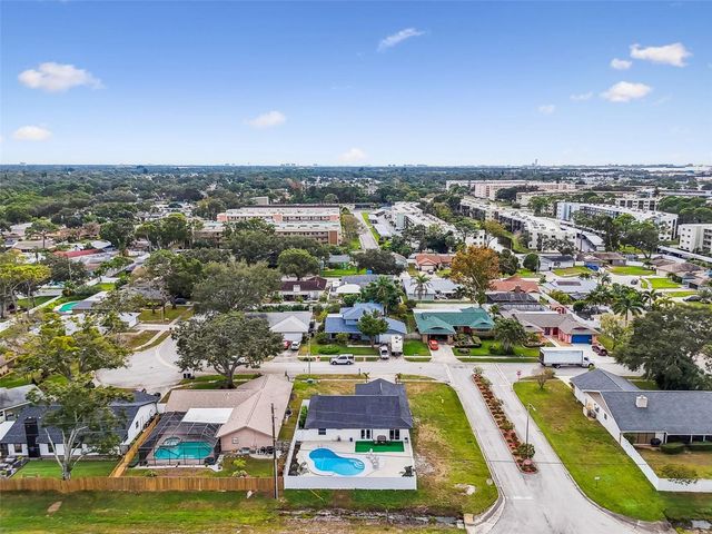 7853 SUNDOWN DRIVE, St Petersburg, FL 33709