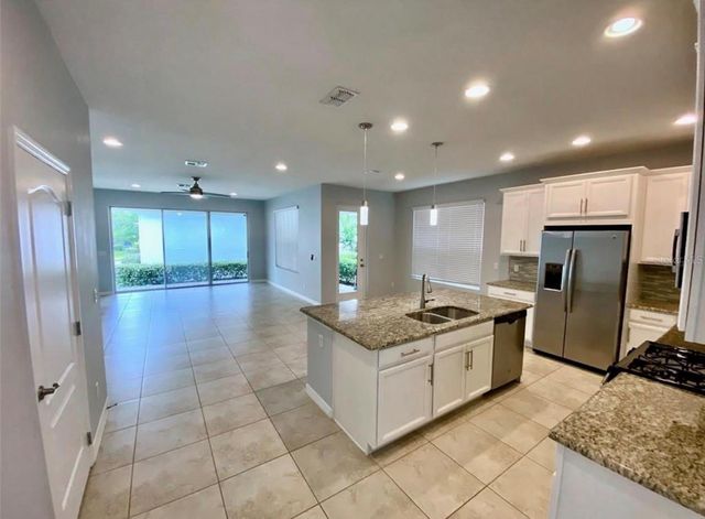 15167 NEWTONIA STREET, Winter Garden, FL 34787