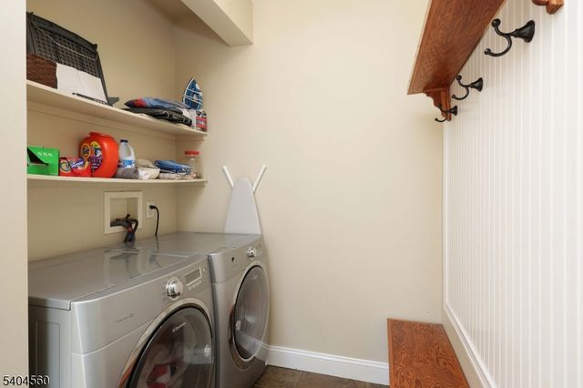 2 Dutch Ln, Scotch Plains Twp., NJ 07076