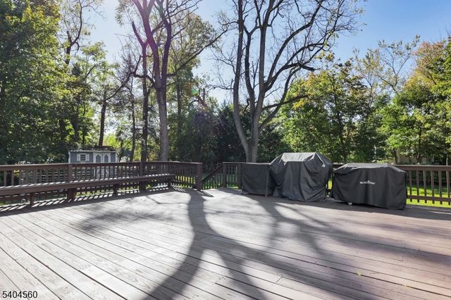 2 Dutch Ln, Scotch Plains Twp., NJ 07076