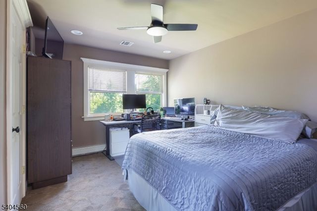 2 Dutch Ln, Scotch Plains Twp., NJ 07076