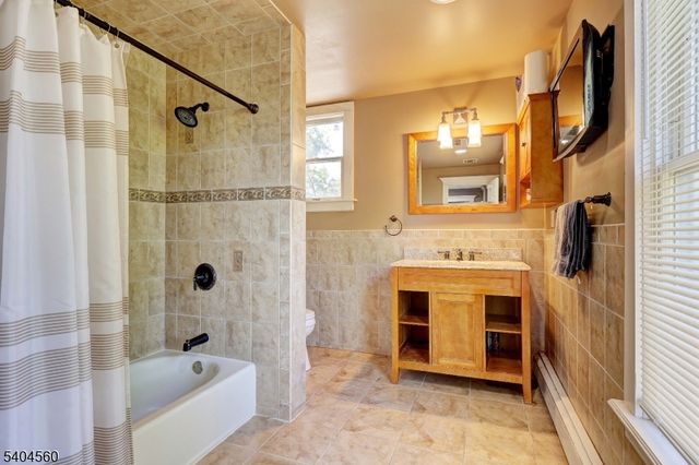 2 Dutch Ln, Scotch Plains Twp., NJ 07076