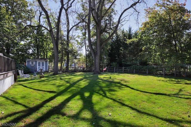 2 Dutch Ln, Scotch Plains Twp., NJ 07076