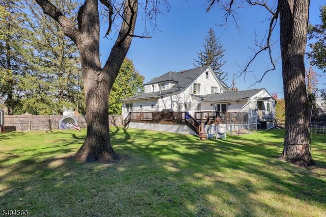 2 Dutch Ln, Scotch Plains Twp., NJ 07076