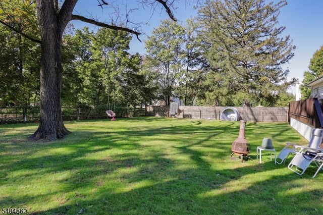 2 Dutch Ln, Scotch Plains Twp., NJ 07076