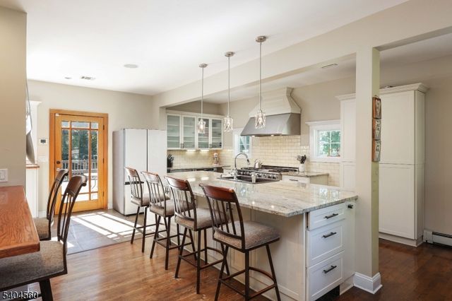 2 Dutch Ln, Scotch Plains Twp., NJ 07076