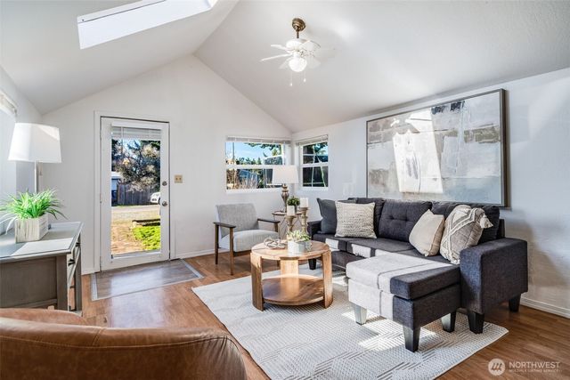 12406 2nd Place SW, Seattle, WA 98146